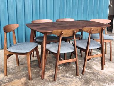 OFFER: Meja makan 6 seater