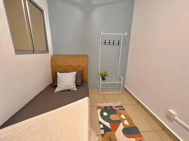 OUG Parklane Mix Room | Near Pearl Point, Mid Valley & Pavilion BJ