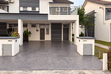 Townhouse [Tingkat Bawah] Kita Bayu di Cybersouth, dengkil