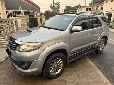 Toyota FORTUNER 2.5 G TRD SPORTIVO VNT