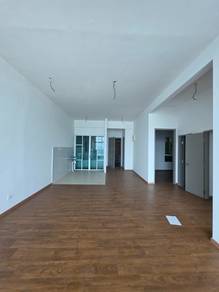 1 Sulaman | High Floor | Pool View | Kingfisher | KK