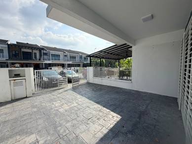 Lakeside Residences Bandar Metro Puchong 22x75 with Club house