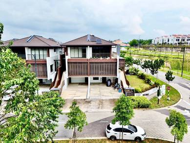 Corner Unit 3 Storey Terrace The Mulia Residence, Cyberjaya