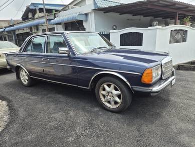 1995 Mercedes Benz 230E 2.0 W114 (M)