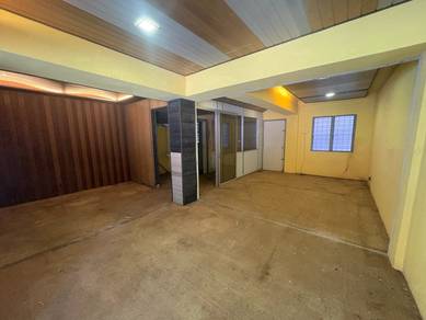 Small Grd Shop Office Pangsapuri Putra Permai D Behind Equine Mc D