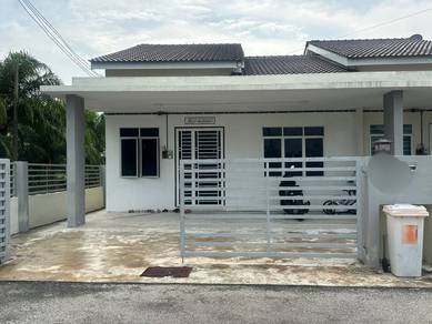 END LOT! FLEXIBLE DEPO Single Storey Taman Budi, Sabak Bernam