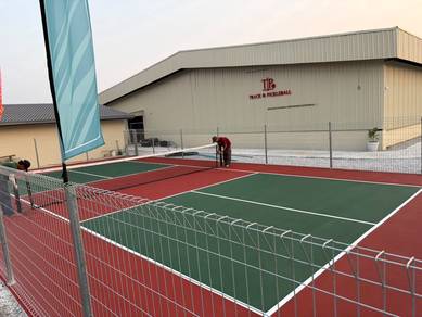 FOR SALE : Entire Pickleball Centre + LAND