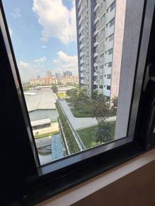 Setapak M Astra Female Unit Master Room! (FREE utilities wifi)