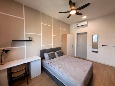 Setapak M Astra Female Unit Master Room! (FREE utilities wifi)