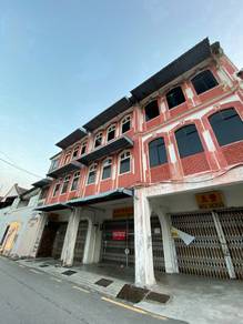 Adjoining 3-Storey Heritage Shophouses on Muntri Street in George Town