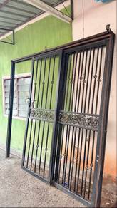 Besi Grill pintu besi