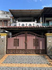 {RUMAH RENOVATED}{RUMAH FAMILY AREA} Jalan Camar, Taman Scientex