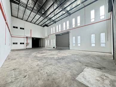 1.5 Storey Semi-D Factory, Ready to Move in Easy access to mainroad