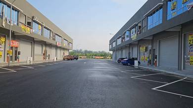 Freehold 1.5 Sty Link Factory  26X90 Telok Panglima Garang for Sales