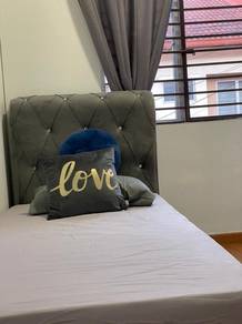 Bilik Murah LELAKI single ada WIFI dan AIRCOND 15 min to CIQ