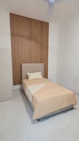 Bilik Sewa LELAKI single ada WIFI dan AIRCOND 15 min to CIQ