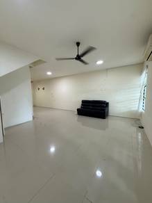Taman Putra Pogun / 2 Storey / 4 Beds / Bukit Padang / Bundusan