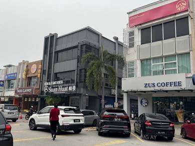 Ground Floor Shoplot at Eleven Avenue Bandar Bukit Raja for rent