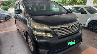 Toyota VELLFIRE 2.4 Z PLATINUM SELECTION