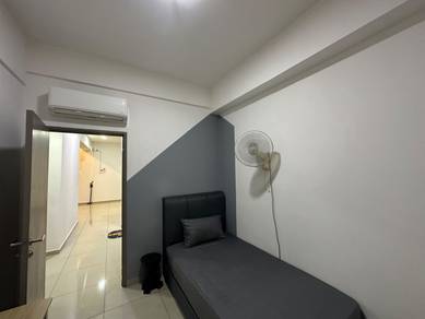 Bayan baru female aircon room Gbs mayanv one precint giant