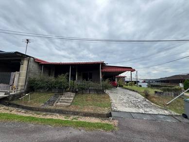 {BELOW MARKET}{CORNER LOT} Jalan Suria 7, Taman Matahari