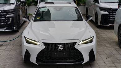Lexus IS300 2.0 F-SPORT (A) BLACK INTERIOR