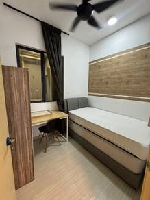 Fully Furnished Single Room for Rent at The Hamilton