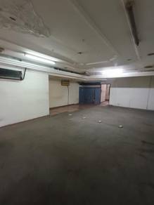 Jlb Kebudayaan Taman Universiti Ground Floor Shop Rent, Face Main Road