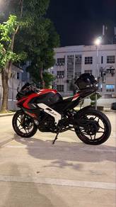Pulsar RS200