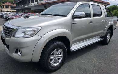2014 Toyota HILUX DOUBLE CAB 2.5 VNT (AT) (4X4)🩶