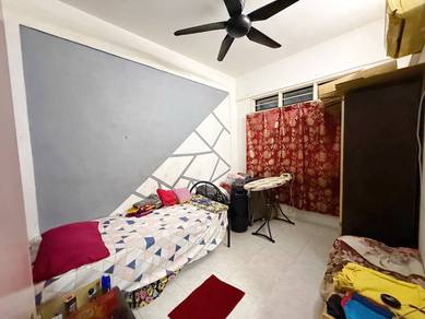 Taman Perling Low Cost Flat for sale