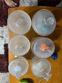 ada 6 bekas Kuih kaca