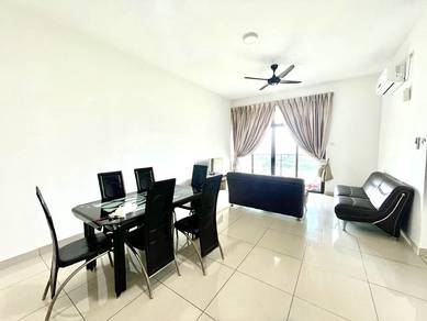 D’Summit Residence @ Kempas Utama, 4 Bed 3 Bath 2 Carpark Private Lift