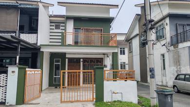 ( Senai) Scientex Jaya‼️Double Storey ( Endlot) Cat Baru🌟