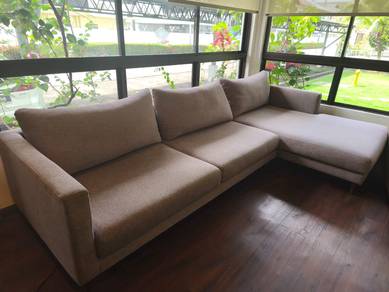 L Shape Minimalistic Sofa