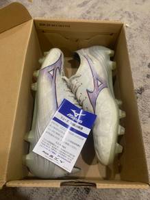 Mizuno Alpha ELITE size UK7 26cm MIV
