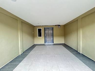 5Bilik Rumah Luas Di Taman Seri Senai/Siap Renovation/Full Loan
