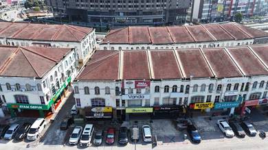 For Rent Shoplot Seksyen 9, Bandar Baru Bangi, Facing Main Road