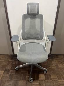 Merryfair WAU ergonomic office chair