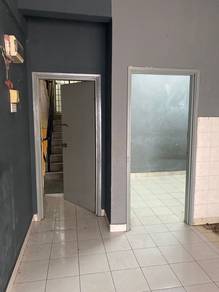 100% Loan, Suria Apartment, Tingkat 1, Damansara Damai, 3Bedroom