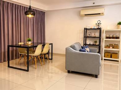 Cheapest Kenwingston Residences 2Bed1B in Lakefront Cyberjaya Selangor
