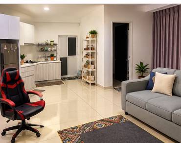Cheapest Kenwingston Residences 2Bed1B in Lakefront Cyberjaya Selangor
