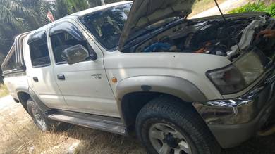 2006 Toyota HILUX 2.5 G MY05 KUN25R (M)