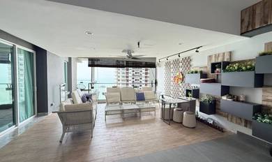 One Tanjung Luxury Sea Front Condo