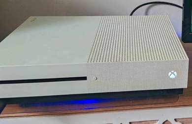 Xbox One S 1TB