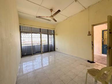 Bandar Hilir pangsapuri Bakti 2 unit for sale