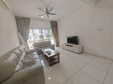 Vacant and available anytime, superb condition