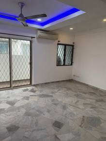 USJ 6 Double Storey House
