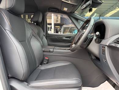 Toyota VELLFIRE 2.4 Z PREMIER (Unreg)