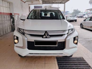 Cash & Loan 2022 Mitsubishi TRITON 2.4 VGT L200